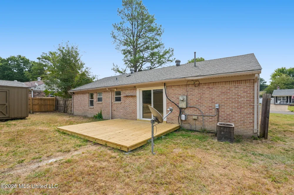 1768 Brown Cove Southaven, MS 38671