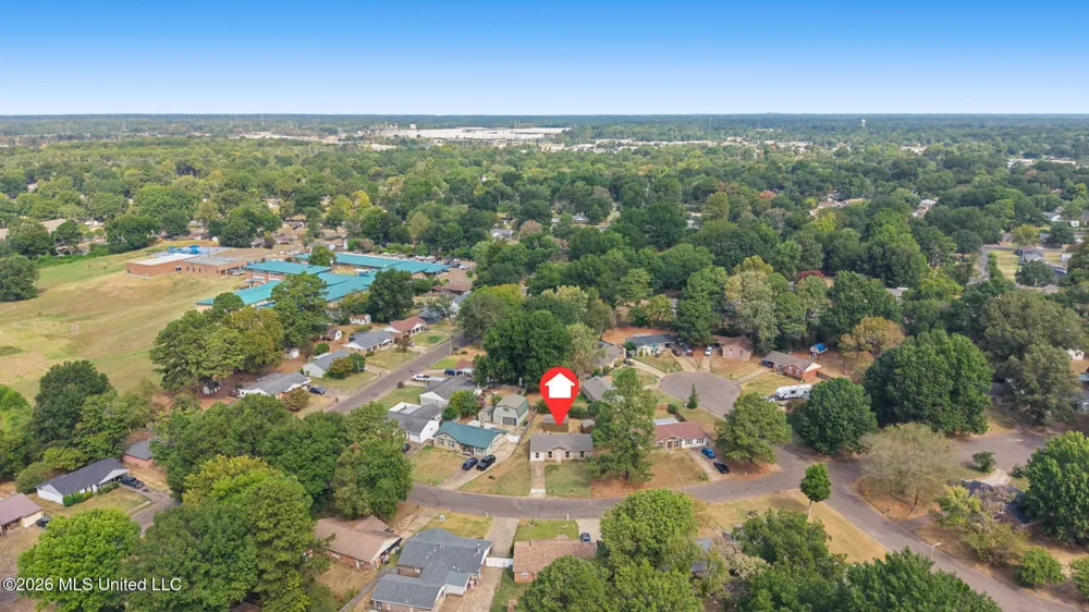 1768 Brown Cove Southaven, MS 38671