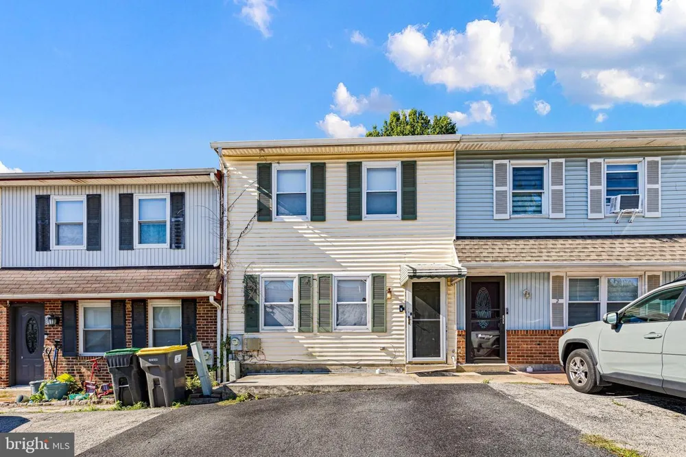 4 MARGIT LANE Wilmington, DE 19810