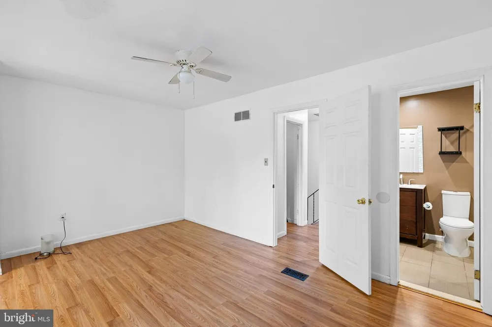 4 MARGIT LANE Wilmington, DE 19810