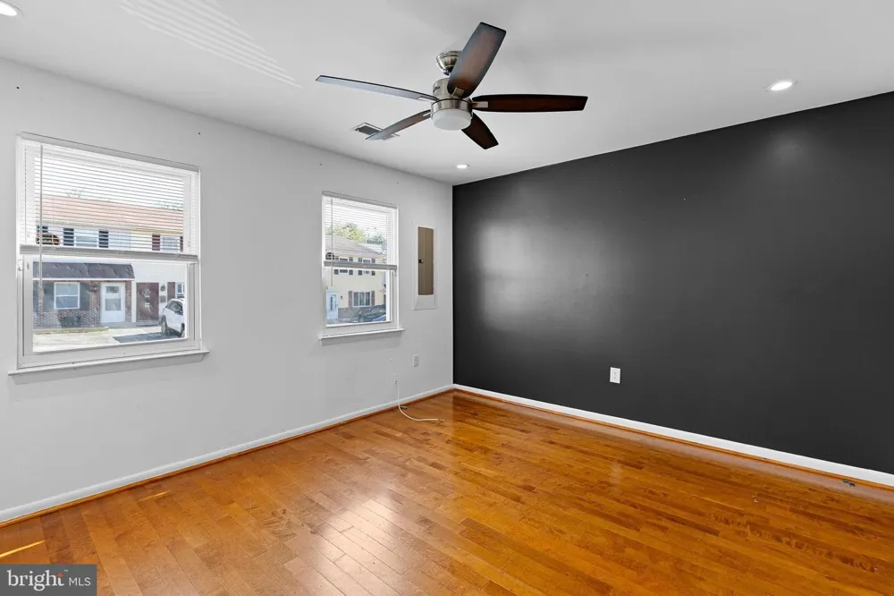 4 MARGIT LANE Wilmington, DE 19810