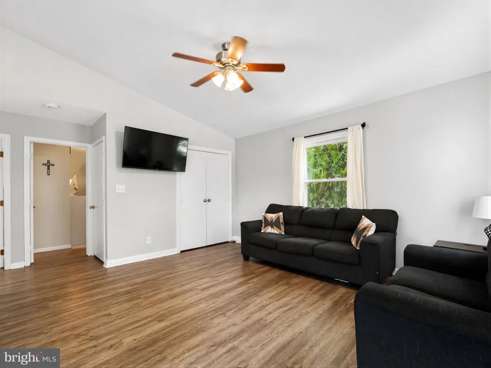 42221 RIDGE ROAD Mechanicsville, MD 20659