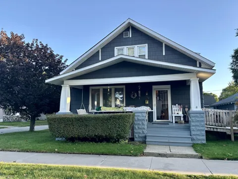 313 3rd Street