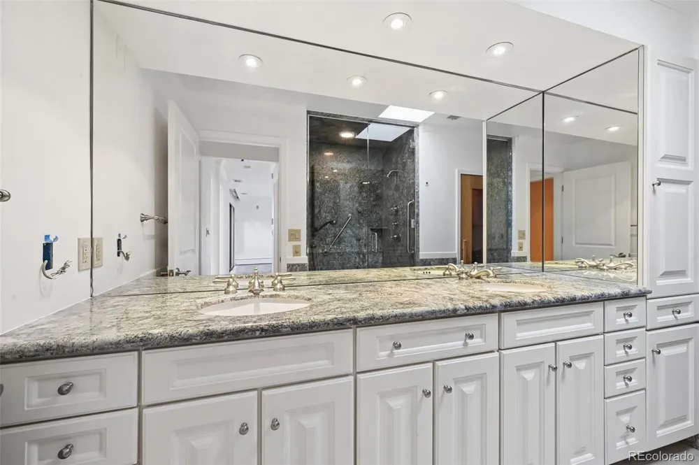 3428 S Race Street Englewood, CO 80113
