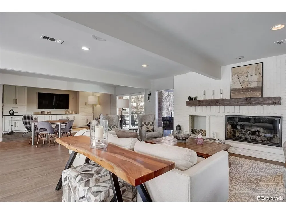 3428 S Race Street Englewood, CO 80113