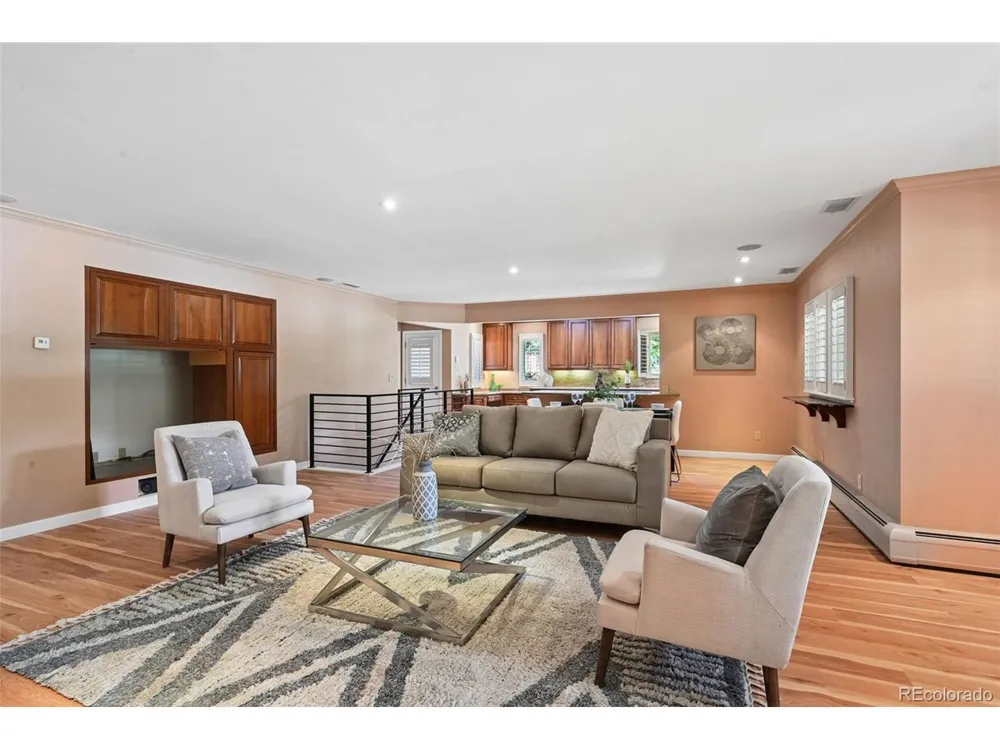 3428 S Race Street Englewood, CO 80113