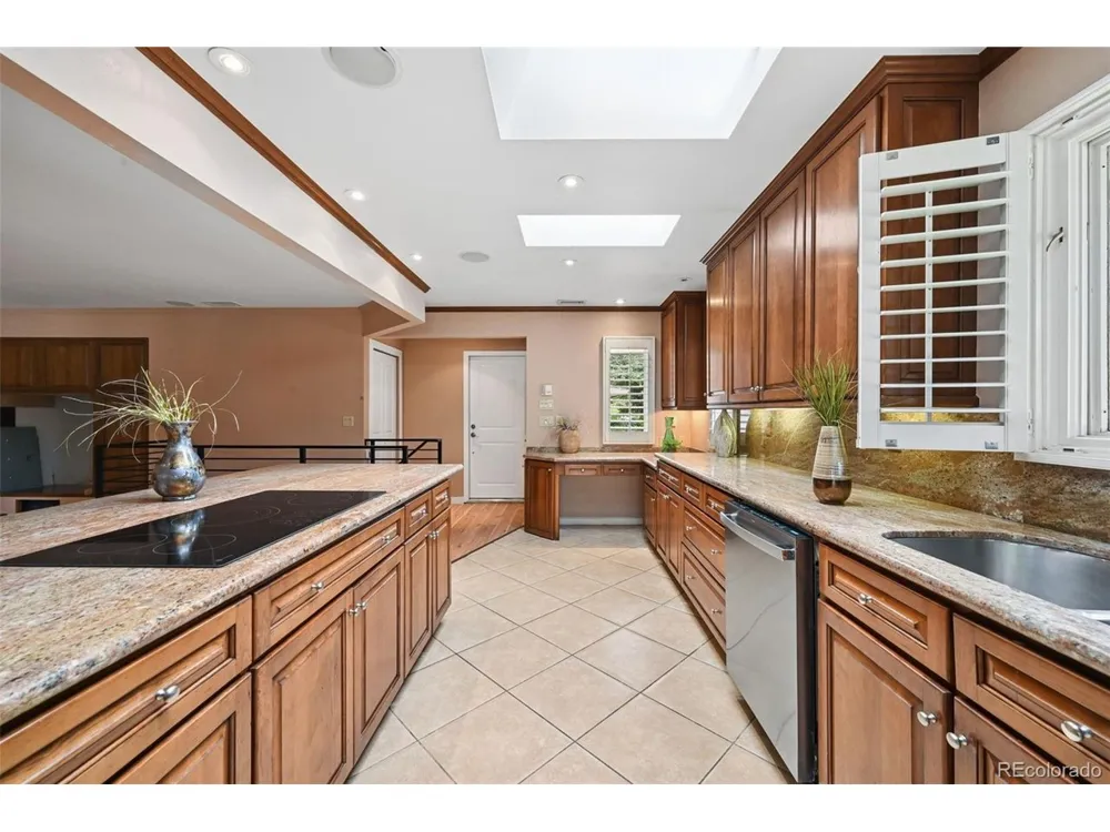 3428 S Race Street Englewood, CO 80113