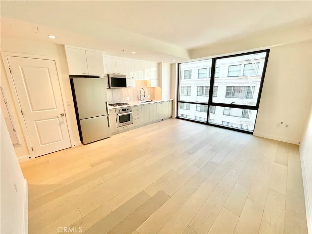400 S Broadway #1010 Los Angeles, CA 90013