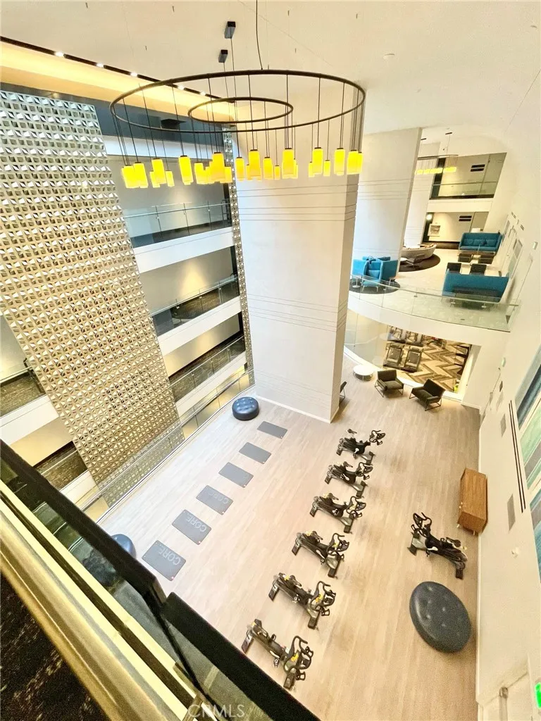 400 S Broadway #1010 Los Angeles, CA 90013
