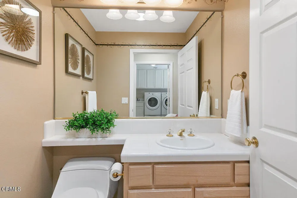 2123 Bennington Court Thousand Oaks, CA 91360