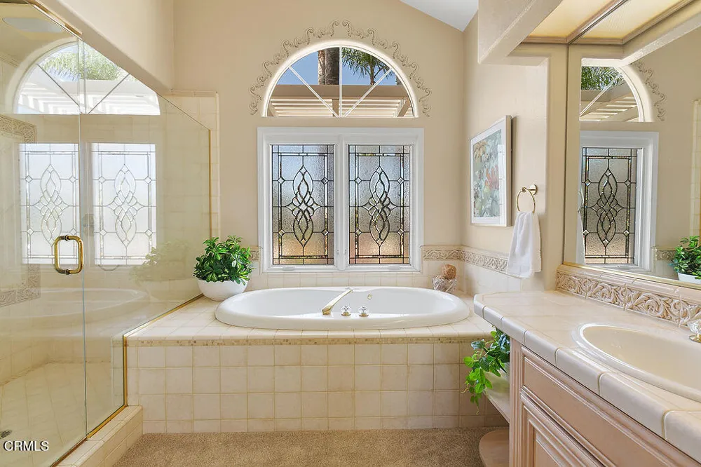 2123 Bennington Court Thousand Oaks, CA 91360