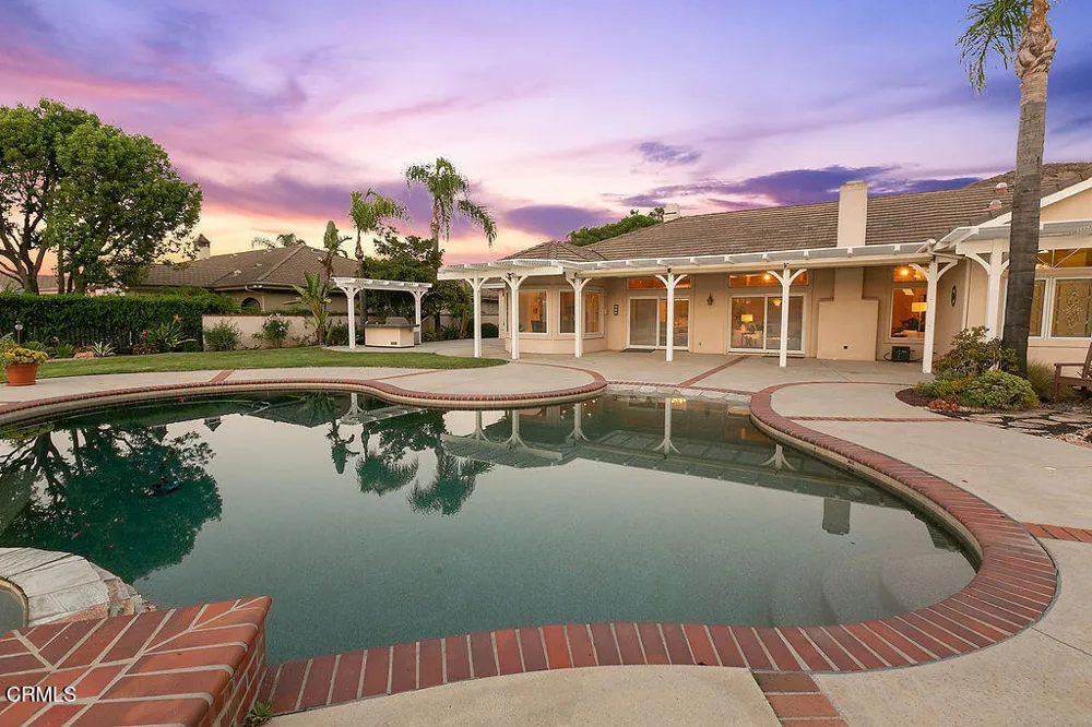 2123 Bennington Court Thousand Oaks, CA 91360