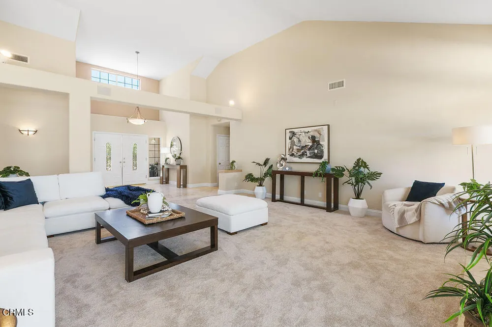 2123 Bennington Court Thousand Oaks, CA 91360
