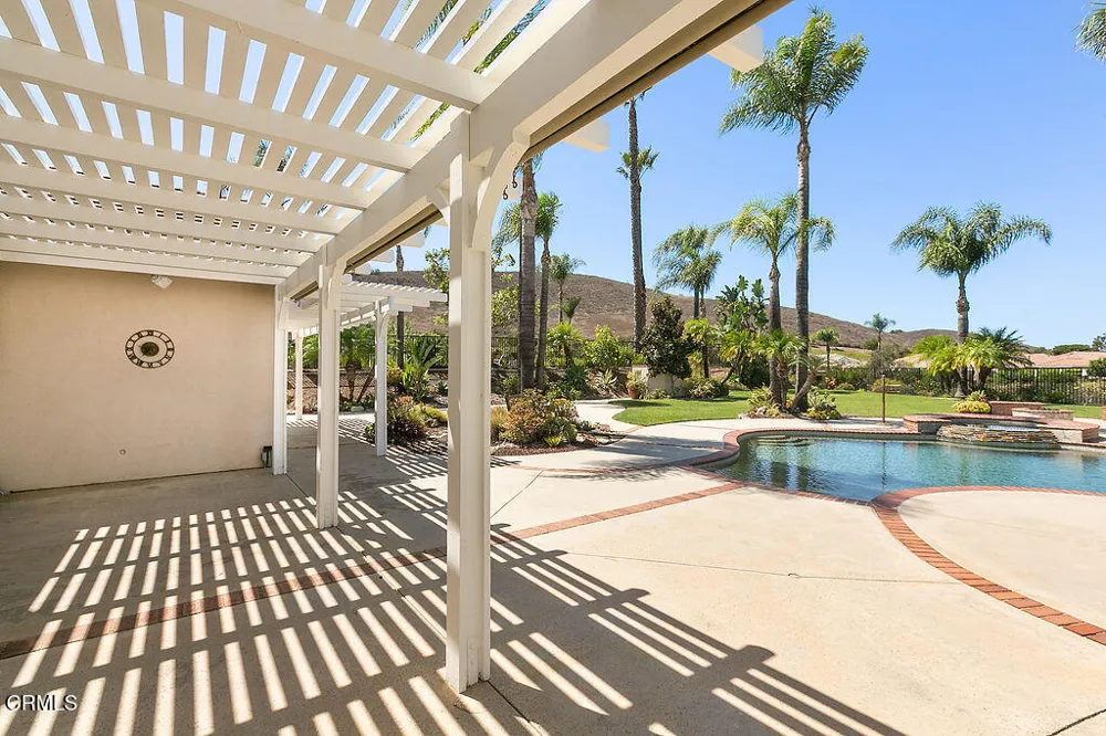2123 Bennington Court Thousand Oaks, CA 91360