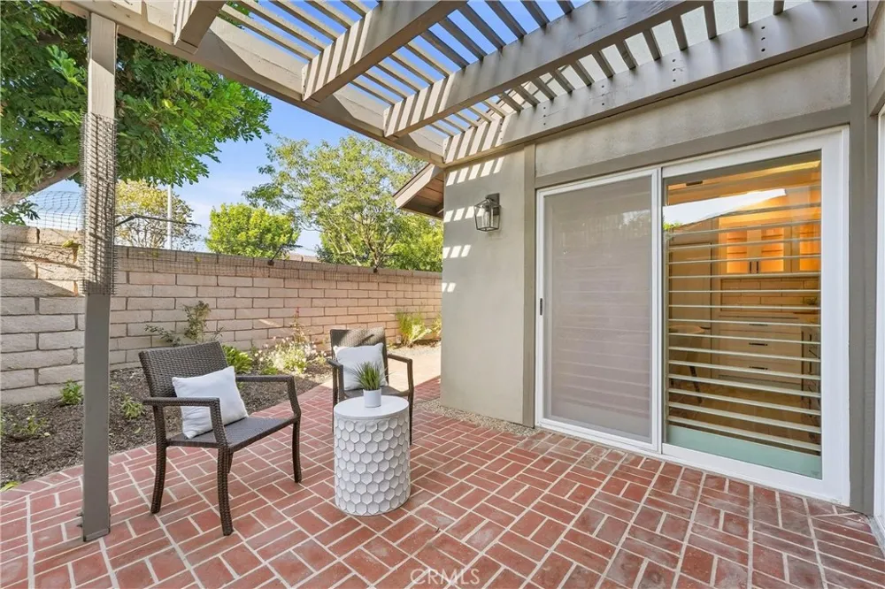 17515 Via Lindo Tustin, CA 92780