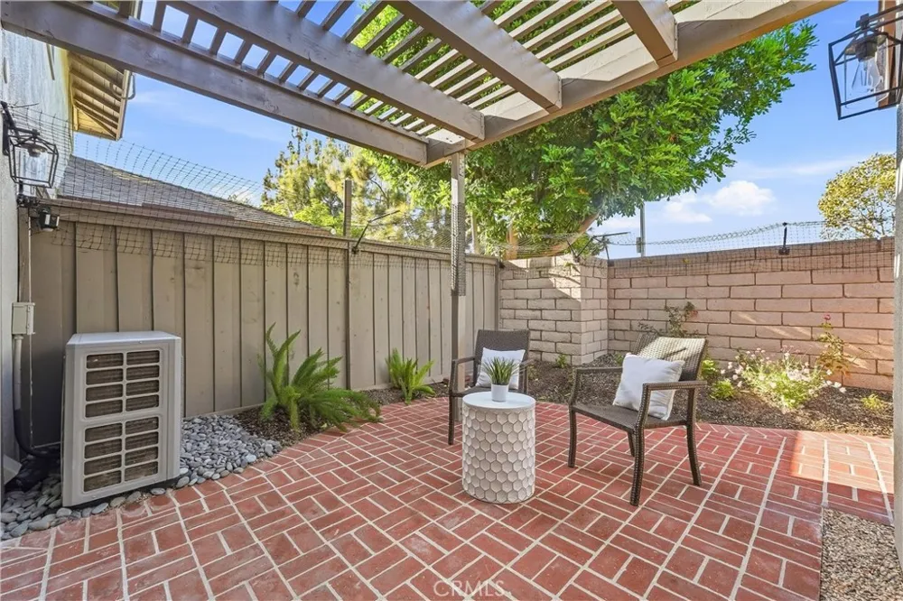 17515 Via Lindo Tustin, CA 92780