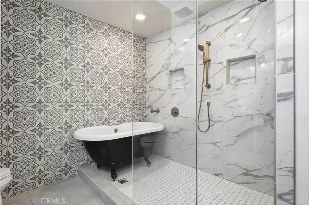 17515 Via Lindo Tustin, CA 92780