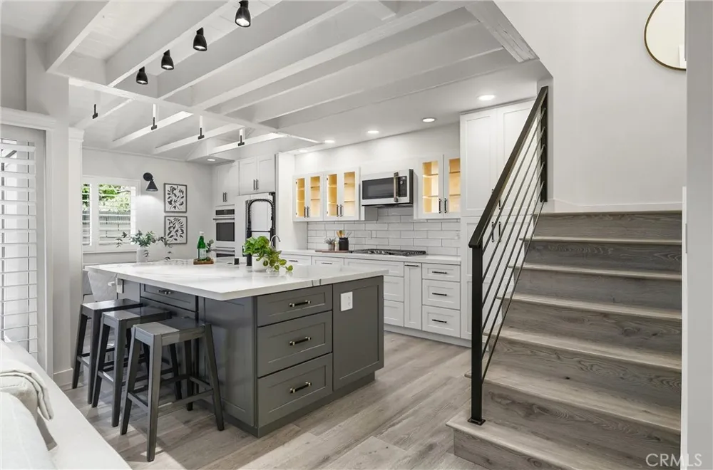 17515 Via Lindo Tustin, CA 92780