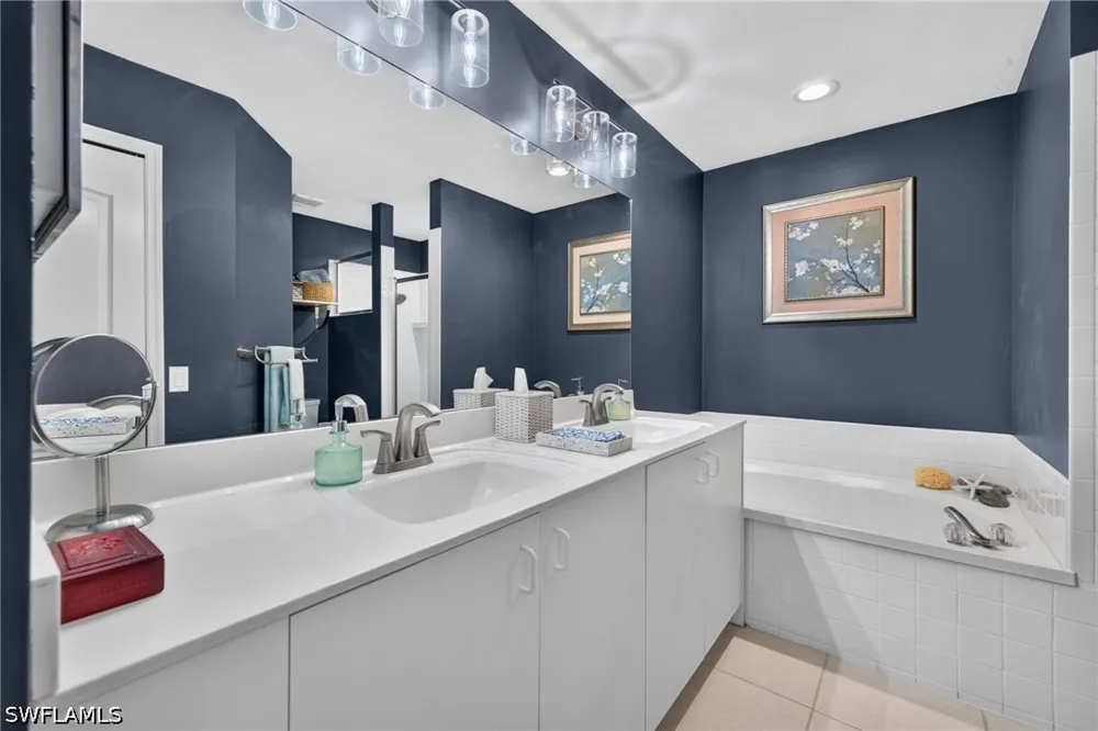 Linnet Lane Naples, FL 34119