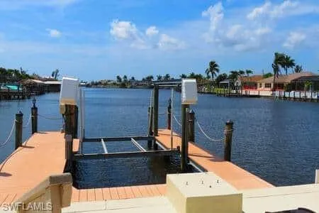 716 SW 32nd Court Cape Coral, FL 33991