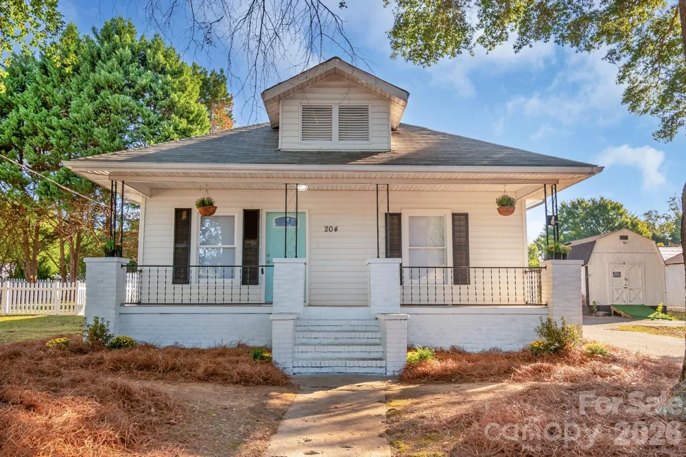 204 Pleasant Street Belmont, NC 28012