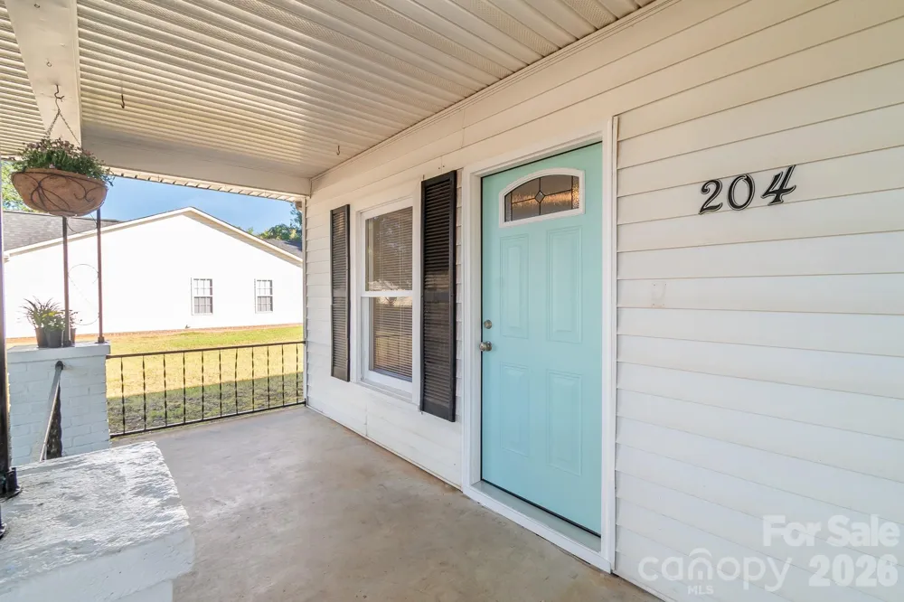204 Pleasant Street Belmont, NC 28012