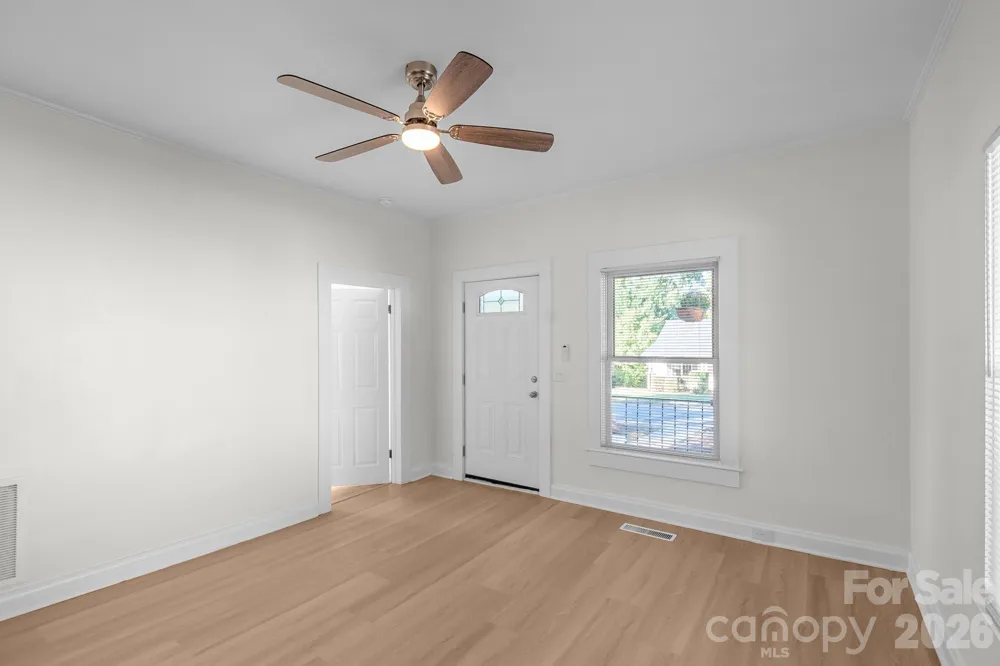 204 Pleasant Street Belmont, NC 28012