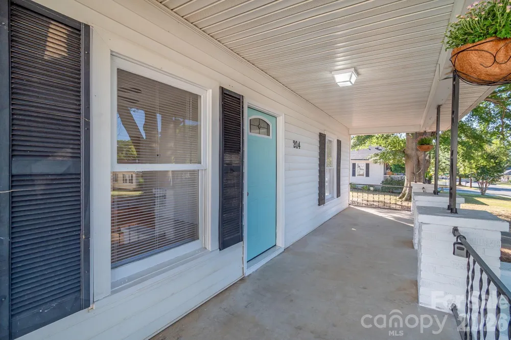 204 Pleasant Street Belmont, NC 28012