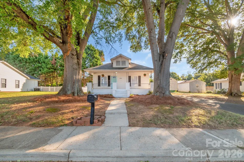 204 Pleasant Street Belmont, NC 28012