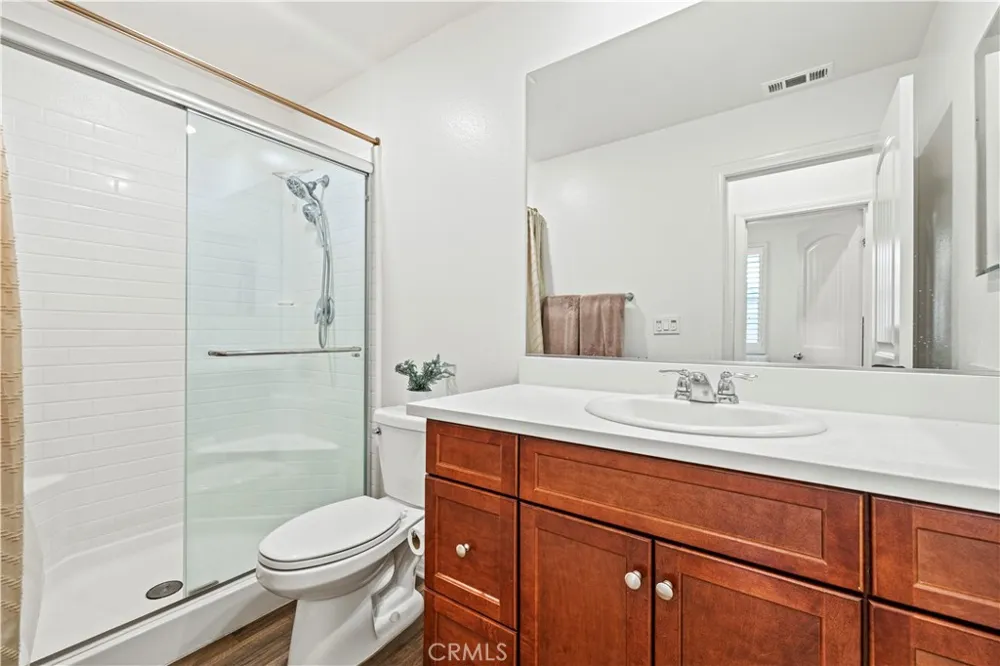 24157 Via Perla Valencia, CA 91354