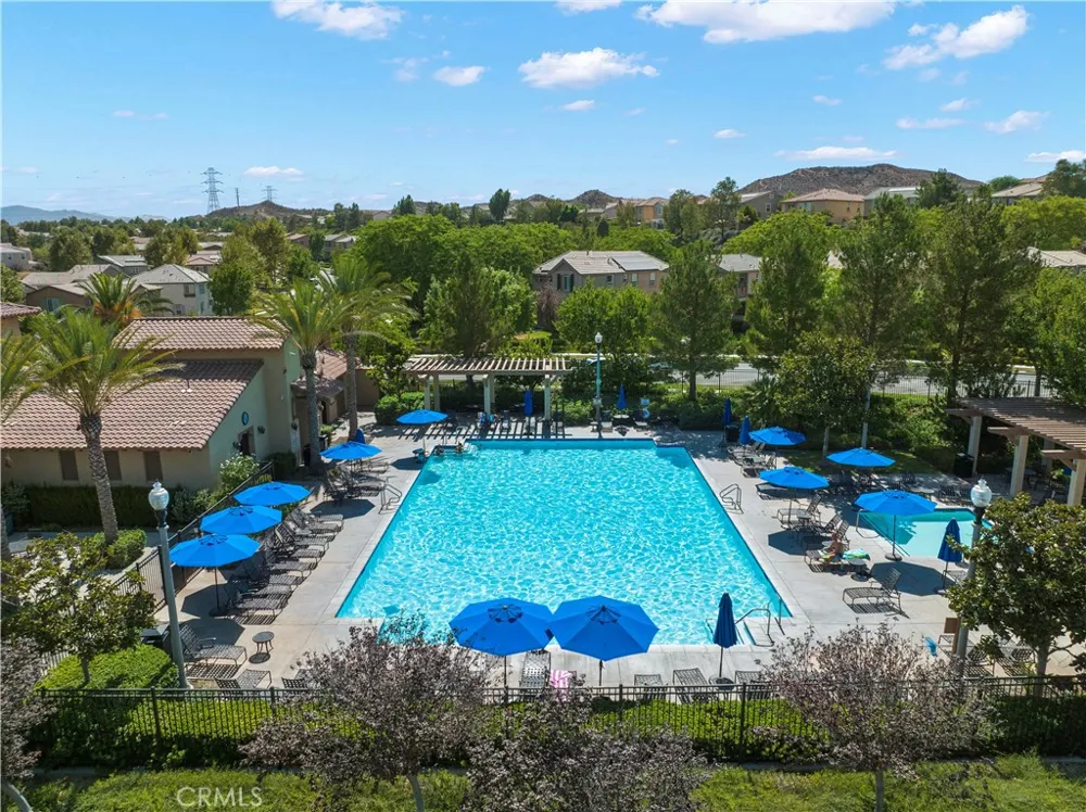 24157 Via Perla Valencia, CA 91354