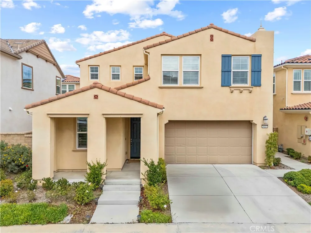 24157 Via Perla Valencia, CA 91354