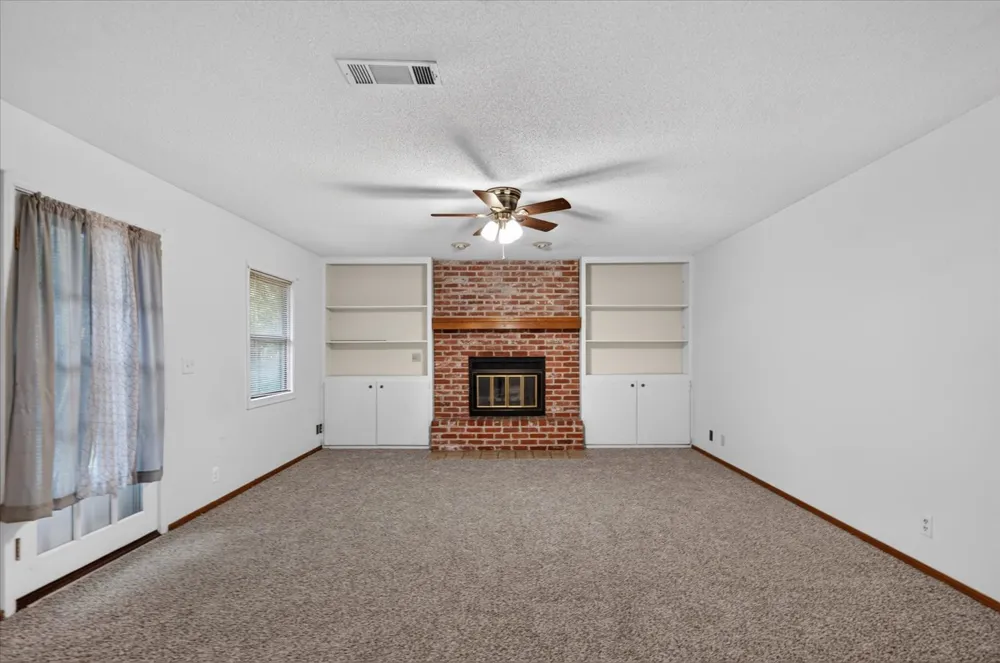 4313 Fleetwood Drive Bartlesville, OK 74006