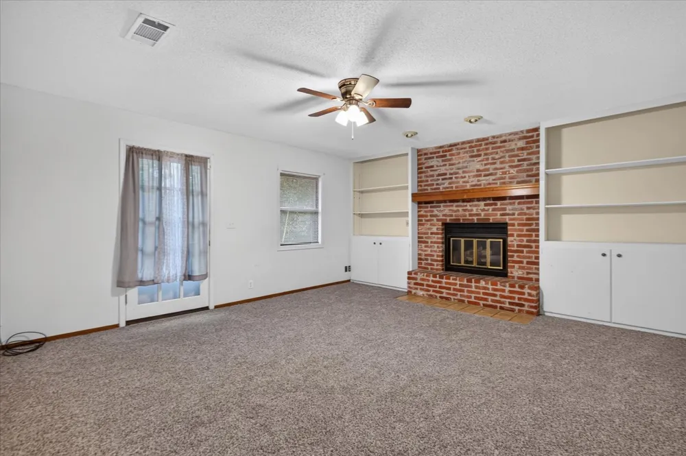 4313 Fleetwood Drive Bartlesville, OK 74006