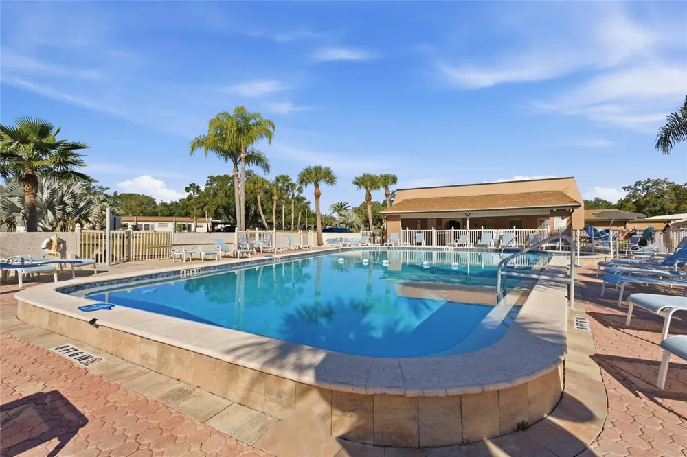 2935 FEATHER DRIVE #65-D Clearwater, FL 33759