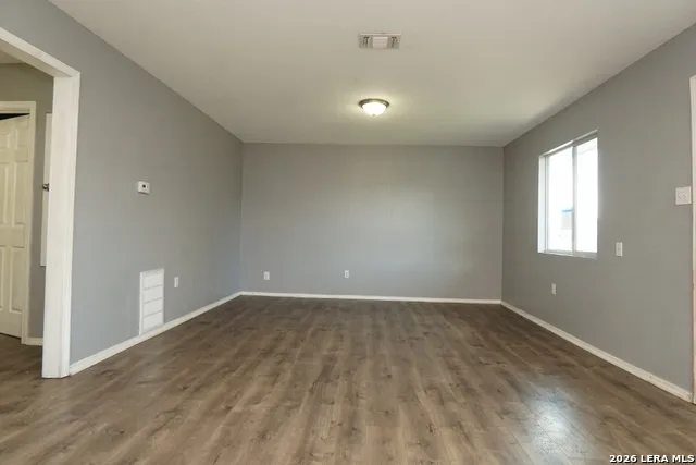 520 Altitude Dr San Antonio, TX 78227