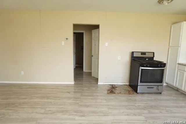 520 Altitude Dr San Antonio, TX 78227