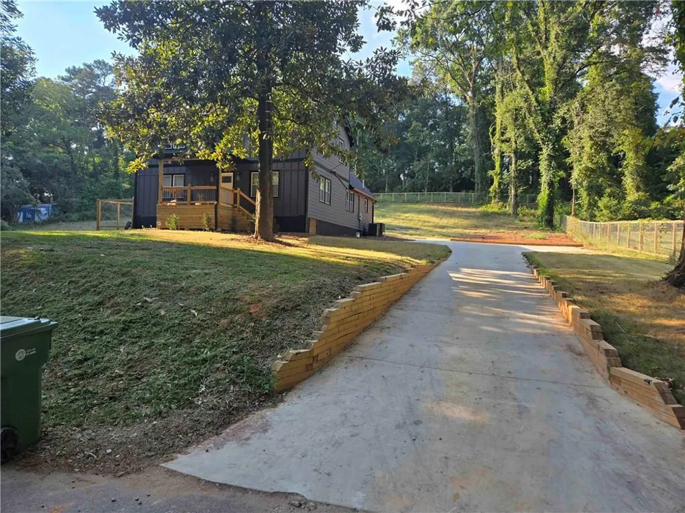 441 POMONA CIRCLE Atlanta, GA 30315