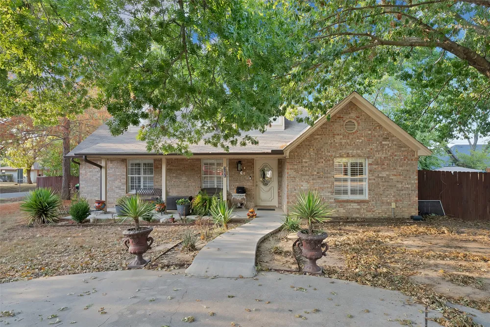 600 E Jacob Street Pilot Point, TX 76258