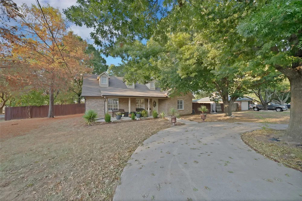 600 E Jacob Street Pilot Point, TX 76258
