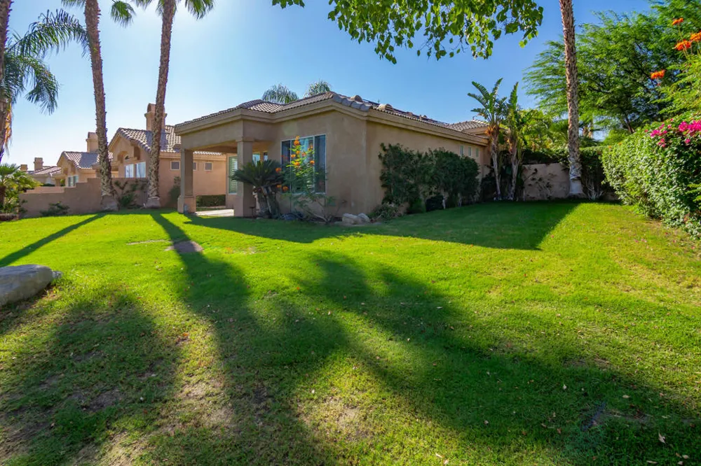 67520 S Laguna Drive Cathedral City, CA 92234
