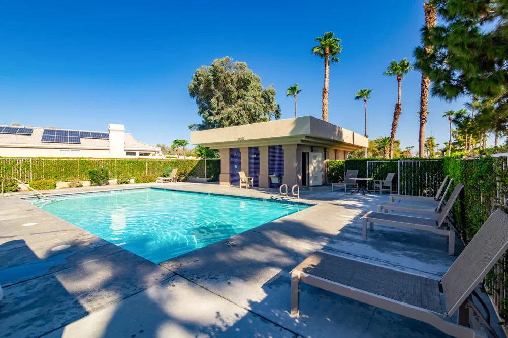 67520 S Laguna Drive Cathedral City, CA 92234
