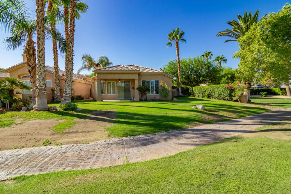 67520 S Laguna Drive Cathedral City, CA 92234