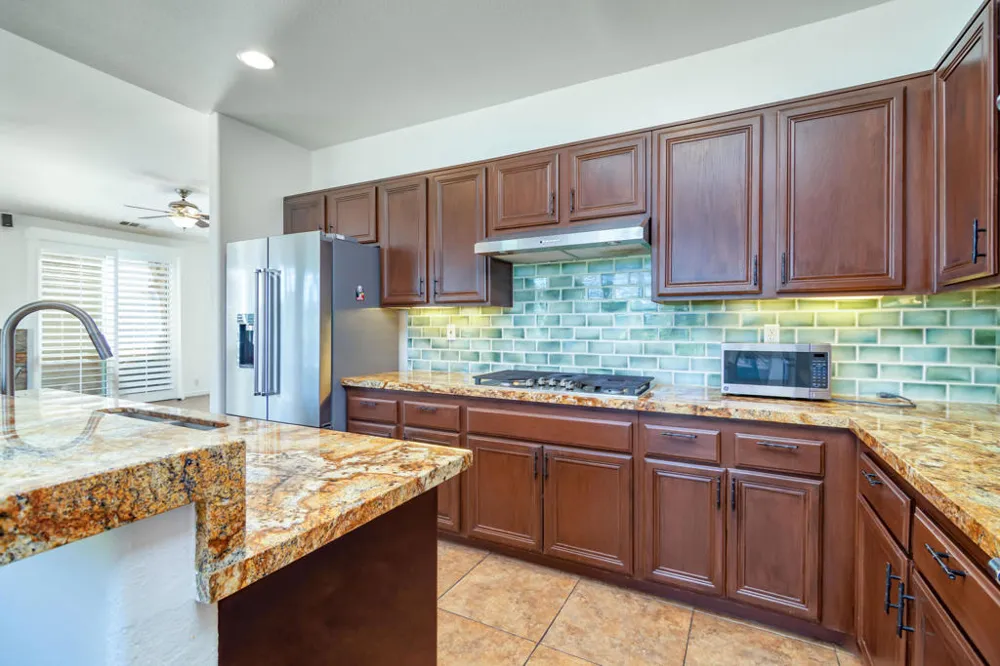 67520 S Laguna Drive Cathedral City, CA 92234