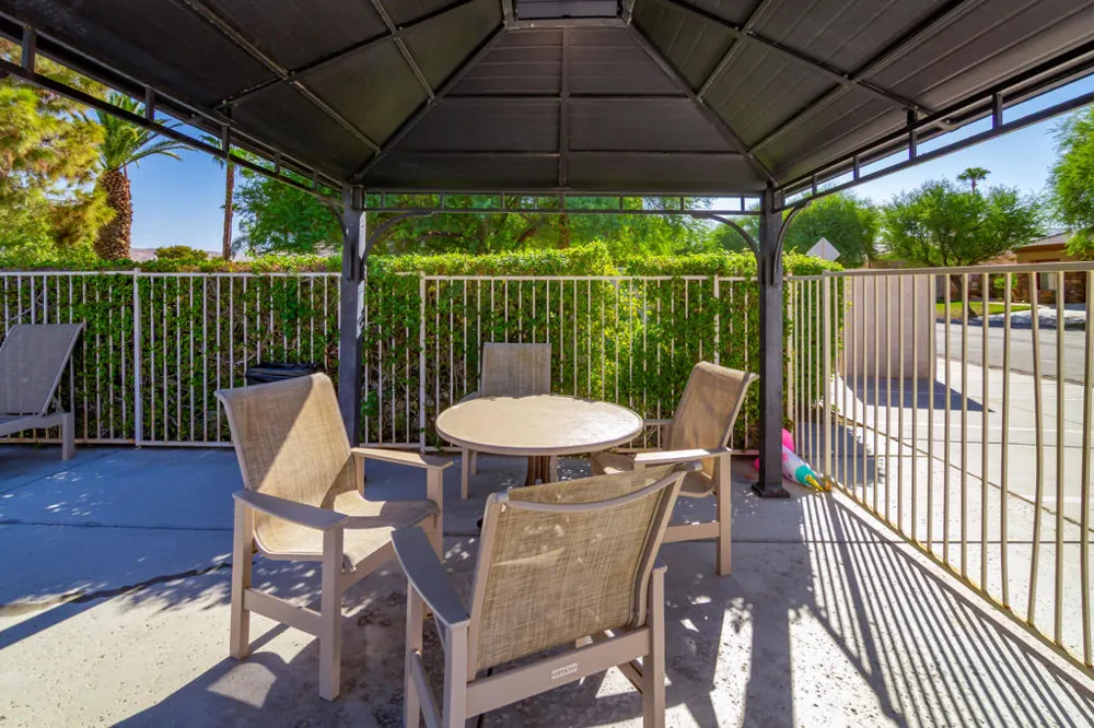 67520 S Laguna Drive Cathedral City, CA 92234