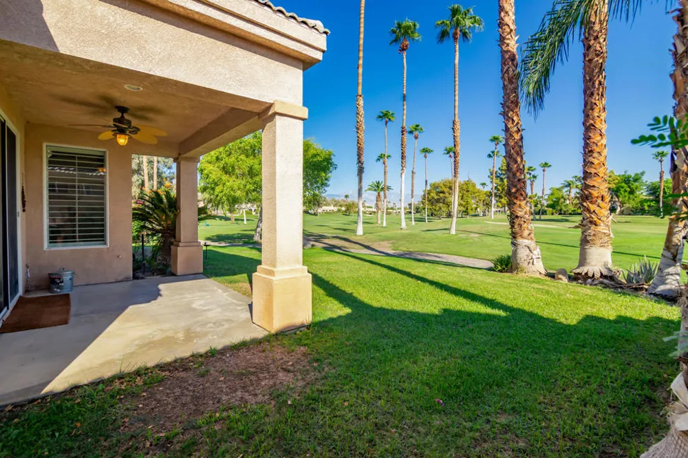 67520 S Laguna Drive Cathedral City, CA 92234