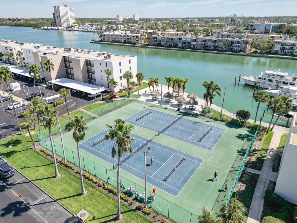 7625 SUN ISLAND DRIVE S #101 South Pasadena, FL 33707