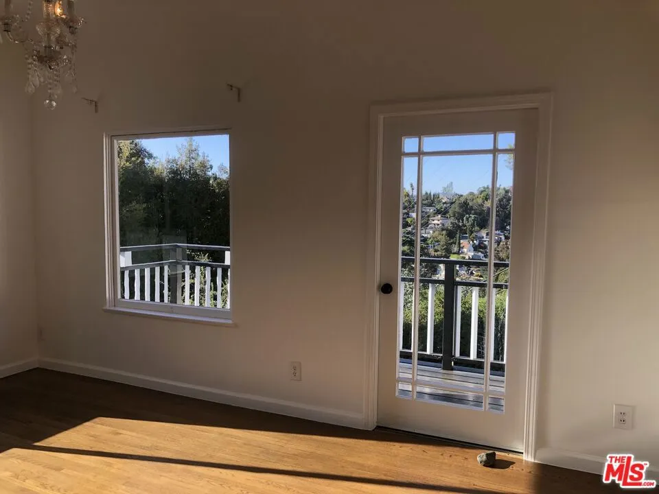 2225 Lake Shore Avenue Los Angeles, CA 90039