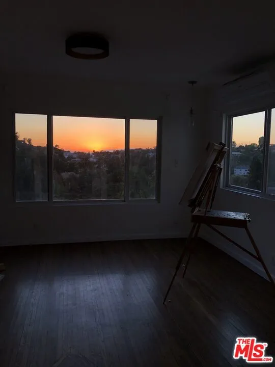 2225 Lake Shore Avenue Los Angeles, CA 90039