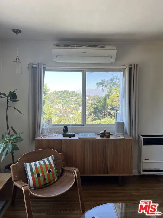 2225 Lake Shore Avenue Los Angeles, CA 90039